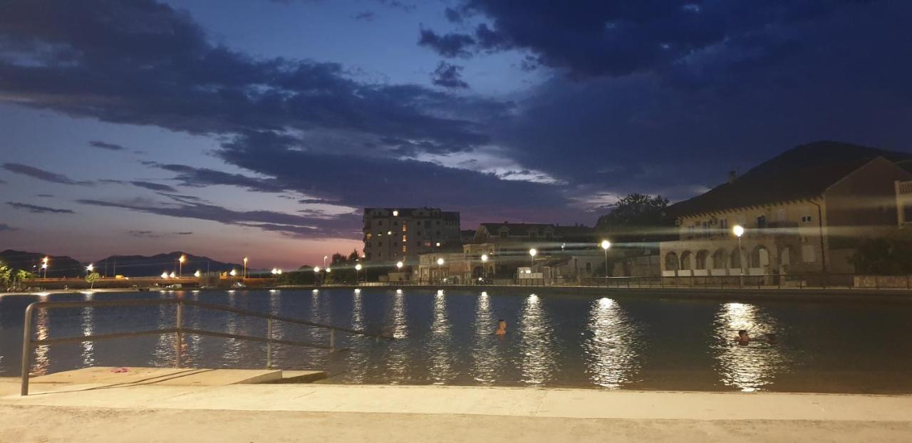 Apartman Srna Trebinje Buitenkant foto